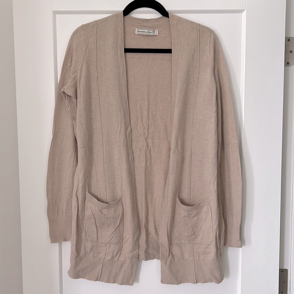 Abercrombie & Fitch Long Sleeve Cardigan Oatmeal Size M